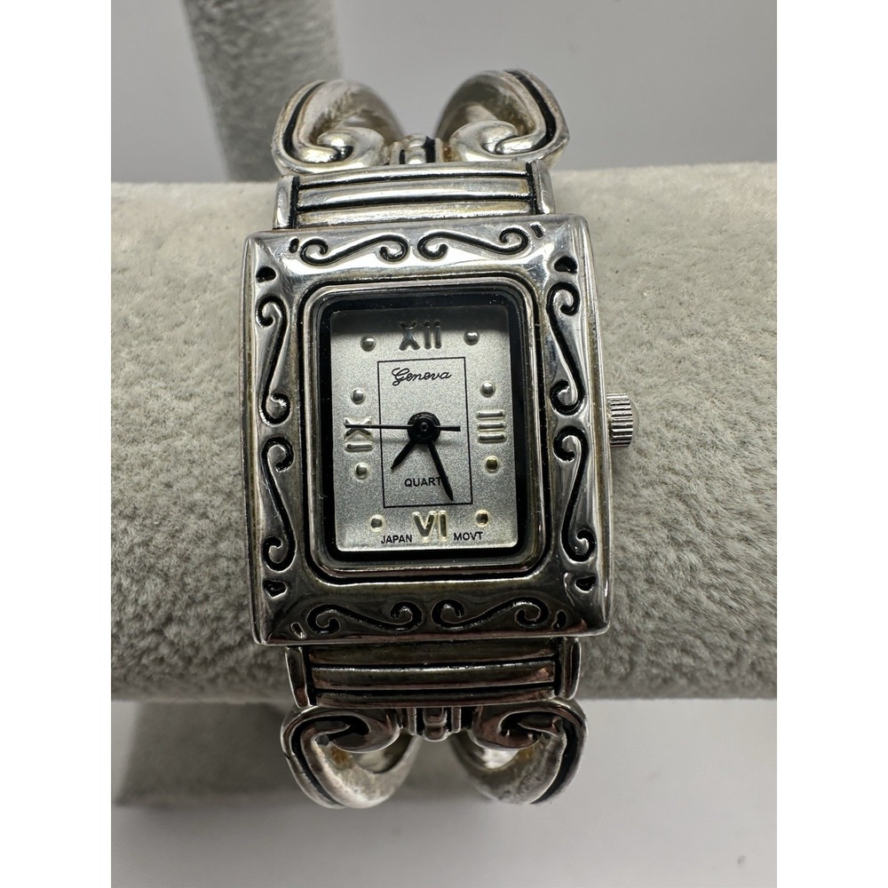 Geneva 5501 Ladies Cuff Watch New Battery 22MM 6.25" Silver Tone K11
